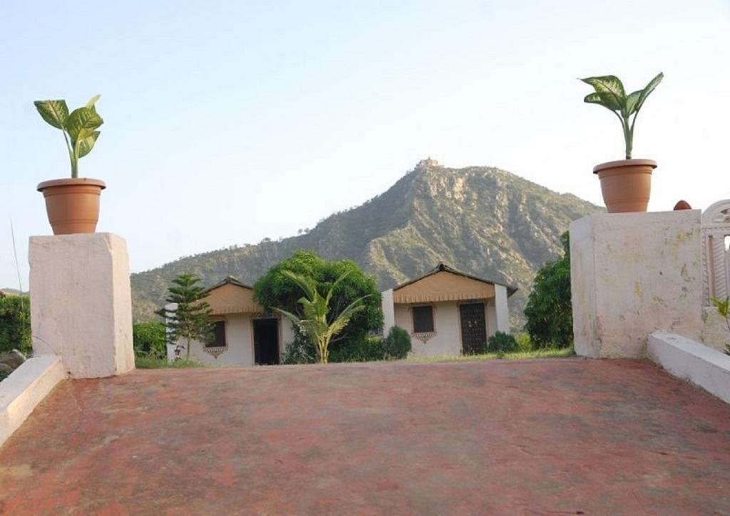 Pushkar Risala Resort Luaran gambar